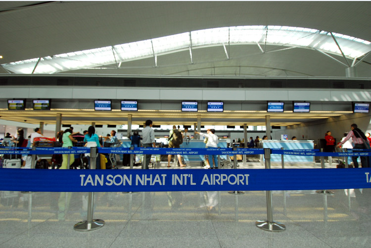 Sân bay Tân Sơn Nhất ngừng phát thanh tại nhà ga T1 trước chuyến bay!