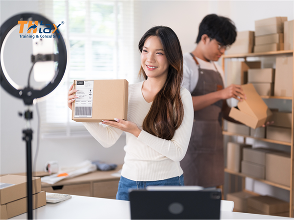 Thuế Và Mạng Xã Hội: Người Bán Hàng Qua Facebook, TikTok Dễ Dính Rủi Ro Gì Nhất?